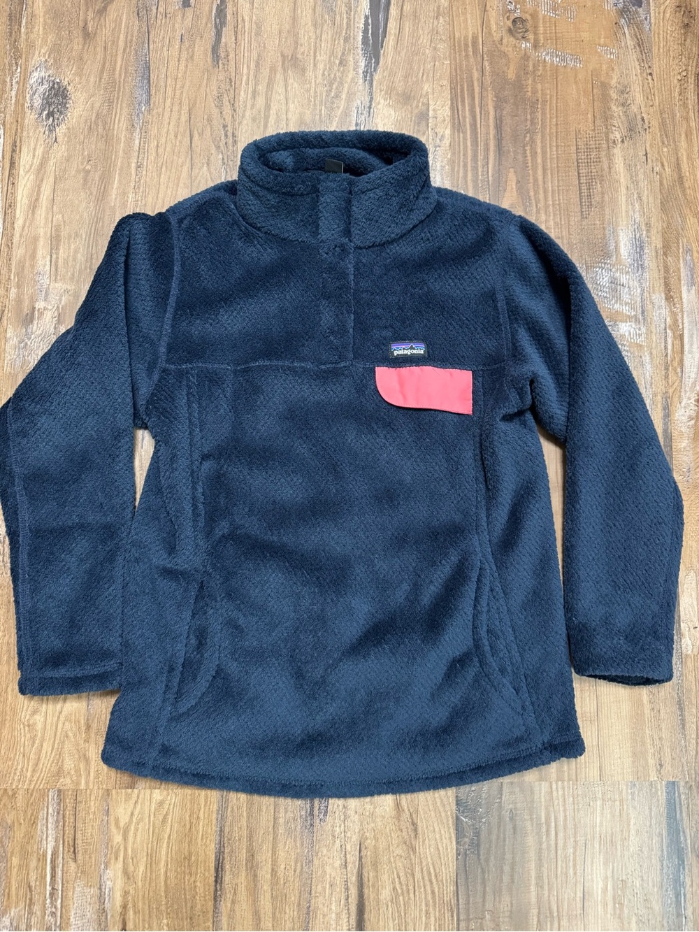 Patagonia Navy Fleece Pullover with Pink Pocket